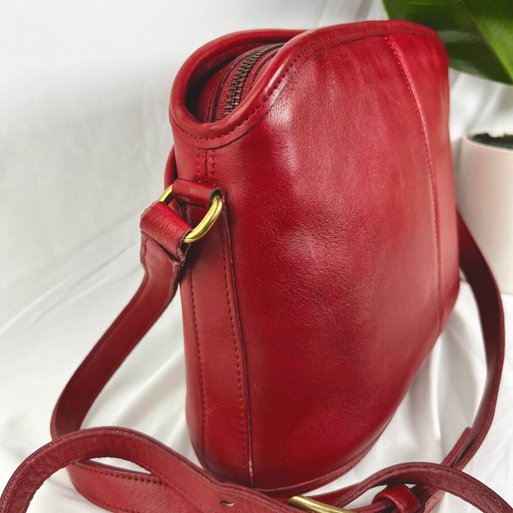 COACH Vintage Anderson Red Leather Crossbody Bag 9976 Gold Hardware - Picture 12 of 14